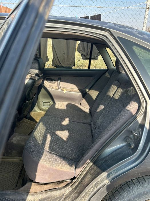 Продам машину мицубиси галант 1994