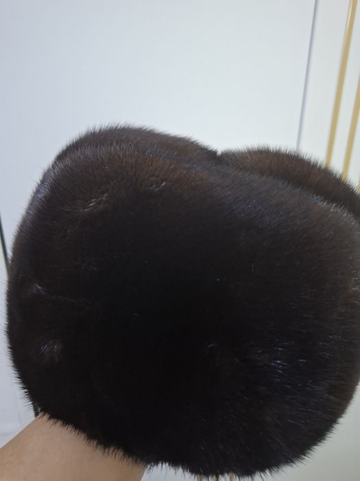 Норка шапка сатылады.