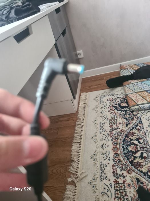 Блок питания для ноутбука