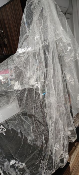 Сватбени Булчински рокли