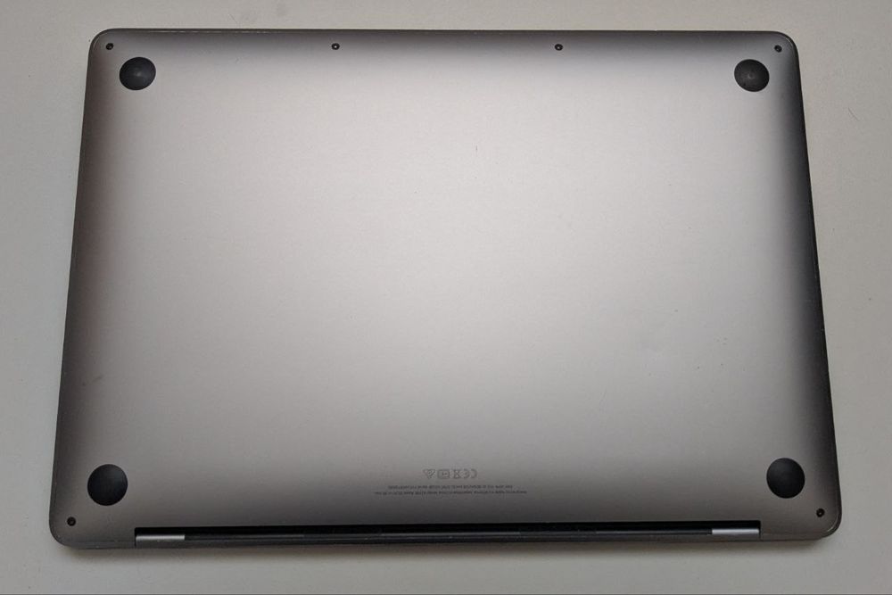 MacBook Pro 13" (M1, 2020)