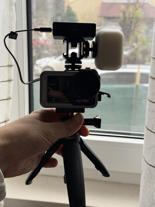 DJI Osmo Action 4 - комплект с ND 8/16/32/CPL, 2 клетки и LED светлина