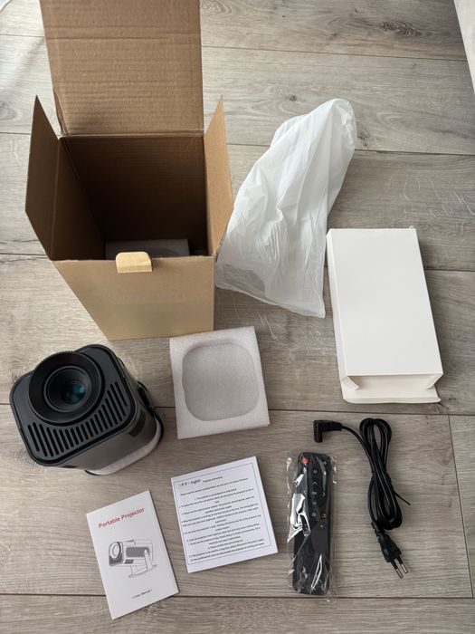 Proiector portabil SMART HY320, Android, wifi, 4k, negru, full!