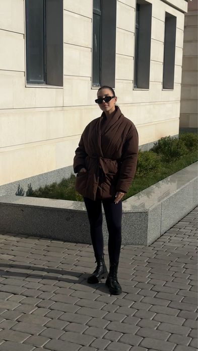 Куртка новая стильная