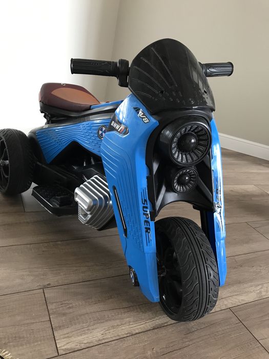 Детсктй мотоцикл продам 7000