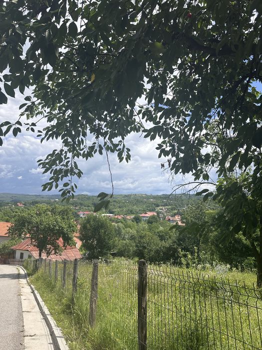 Vând teren intravilan – 2.012 mp, Boteni, Argeș