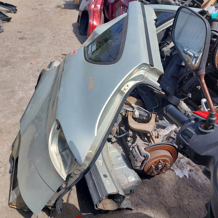 Задние крылья на Subaru.