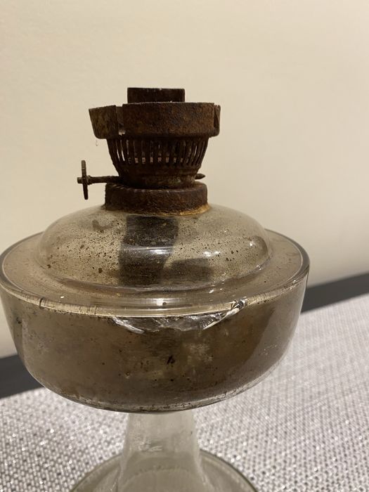 Lampa cu petrol sau gaz  ,necesita restaurare