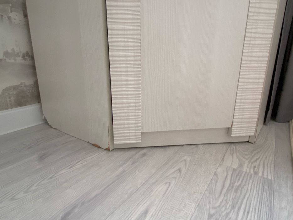 Шкаф угловой  20000