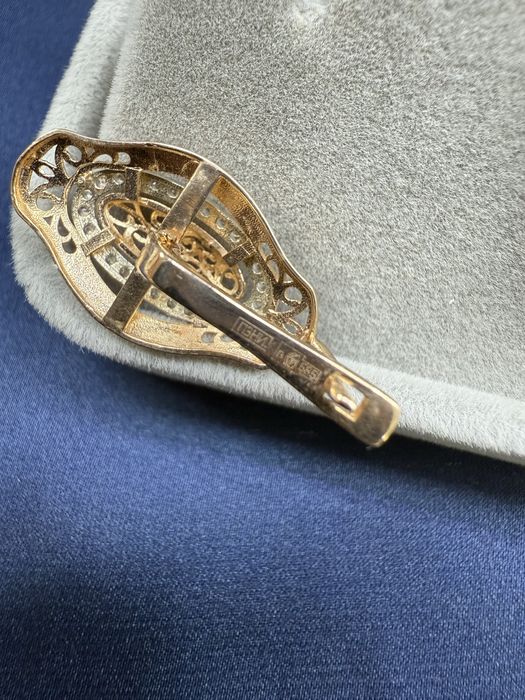 Золотые серьги с фианитами