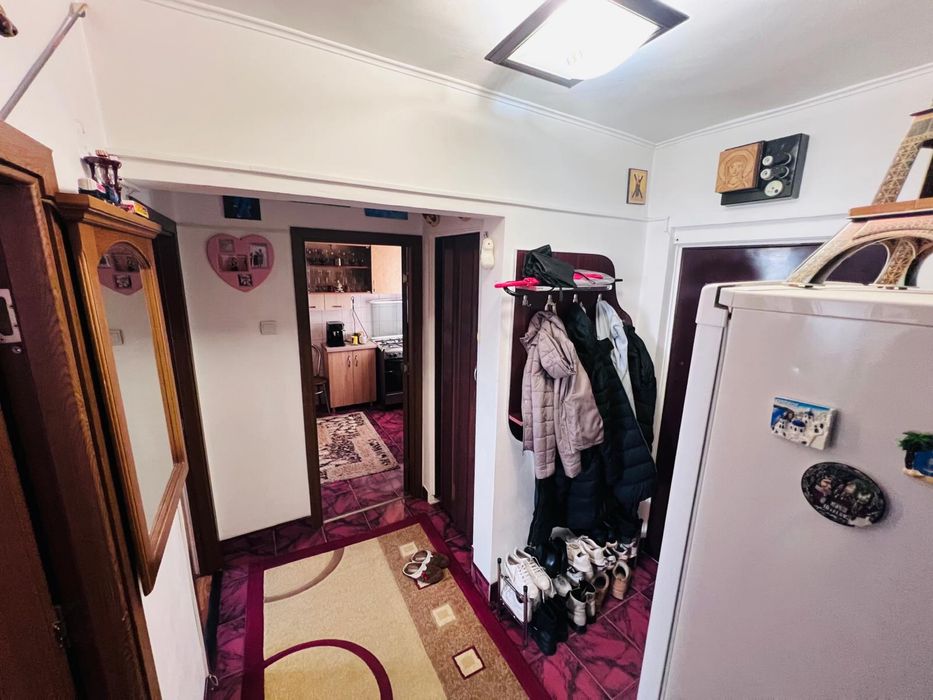 Apartament 2 camere decomandat