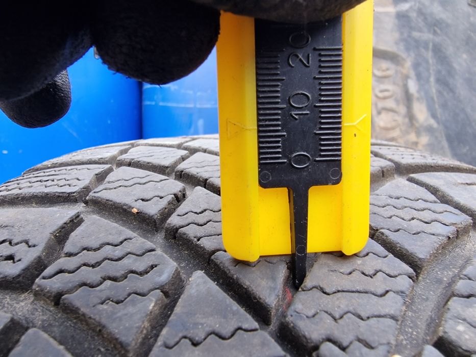 Anvelopă 205/55R17 marca Bridgestone, M+S, DOT 2021,6.5 mm