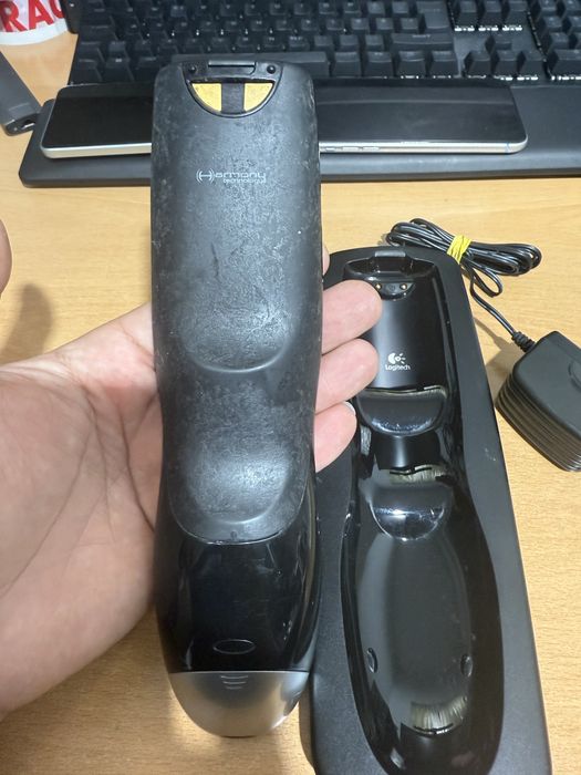 Logitech Harmony One - programabila