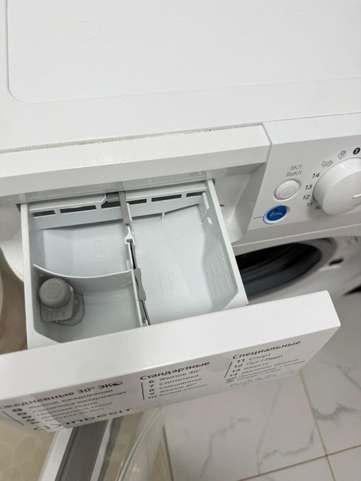 Стиралка INDESIT