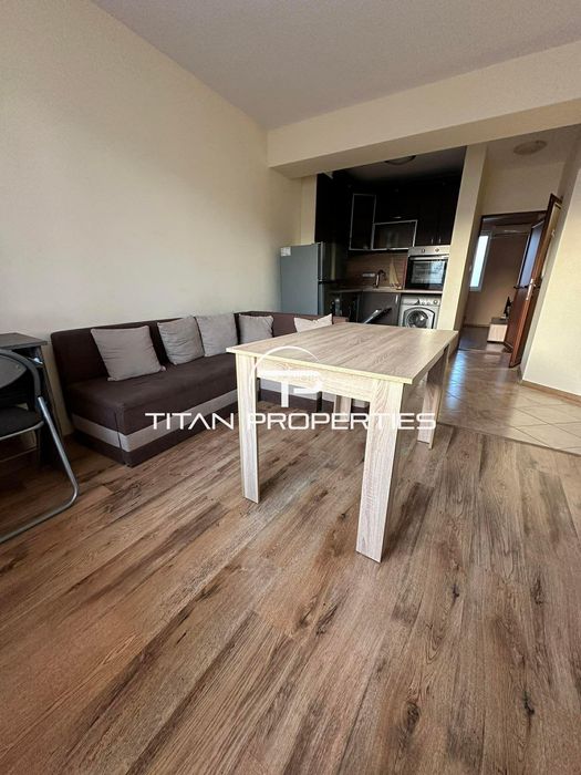 Дава се под наем Двустаен апартамент в Варна, Аспарухово - 60 кв.м за 418.71 € - Снимка #1