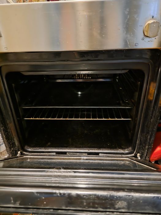 Продам электродуховку Кайзер