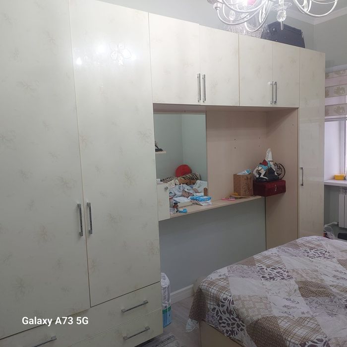 Срочно продаётся спальный гарнитур