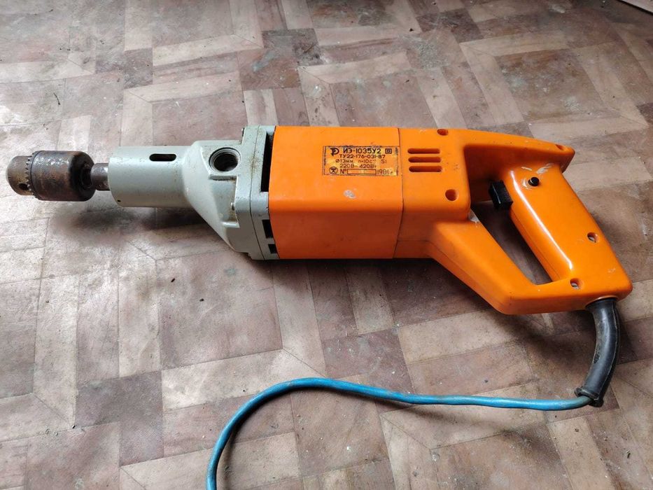 Дрель электрическая
