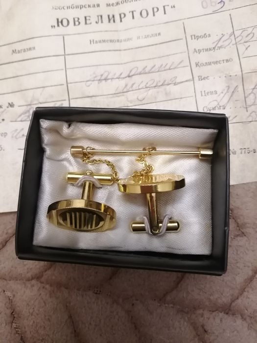 Продам запонки с булавкой