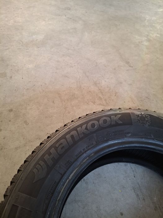 4 Anvelopele de iarnă 185 65 r15 Hankook