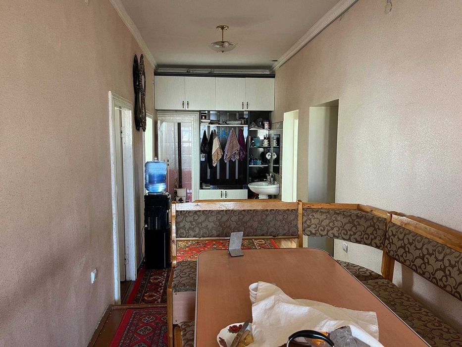 otash kabab yanda  75 kv kvartira satiladi