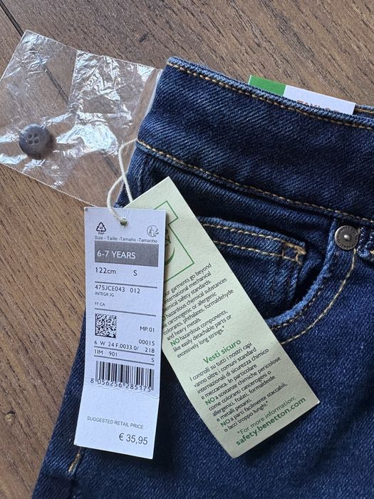 Blugi noi, Benetton, 122