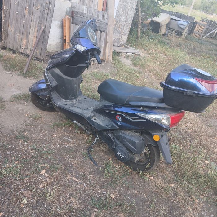 Продам скутер. 2024г