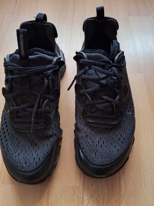 Nike – mărimea 38,5 – purtați