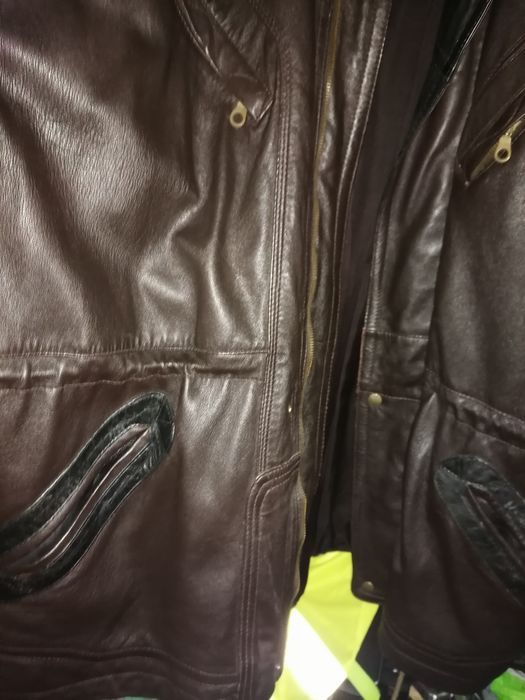 Haina din piele 56