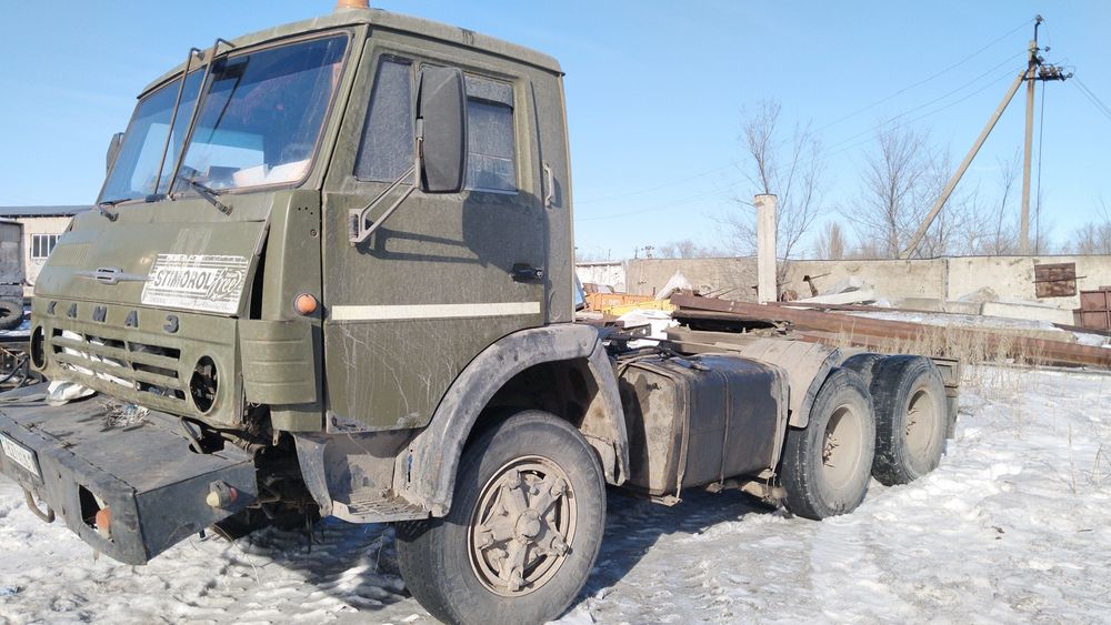 Продам Камаз тягач на разбор