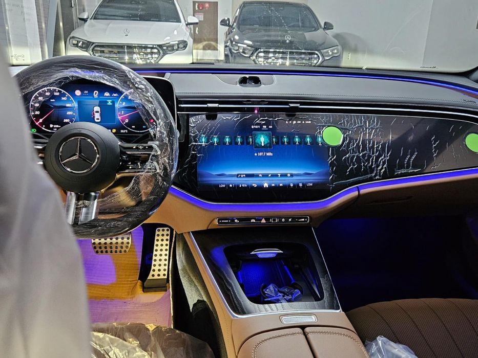 Mercedes Benz E300 AMG LINE 2026 год