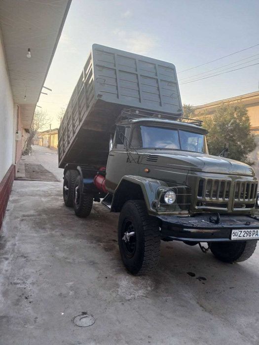 Zil 131 sotiladi