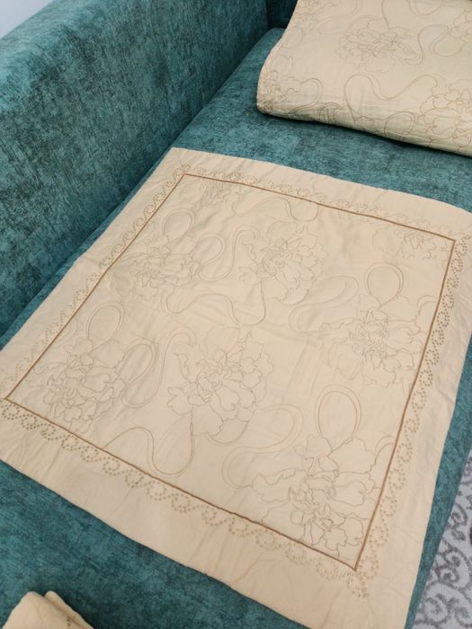 Дивандек +1подарок полотенца.