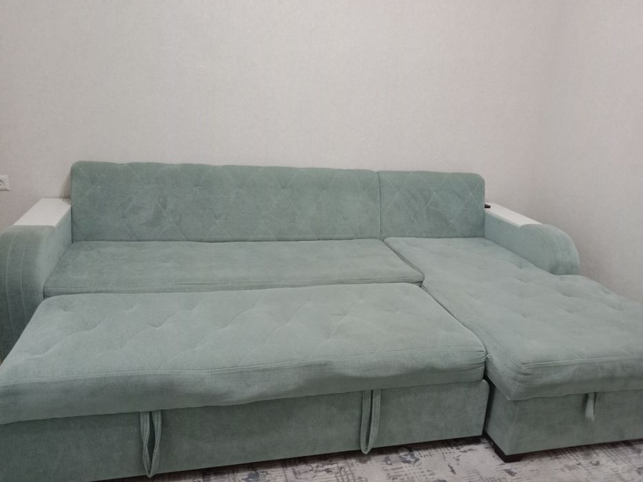 Продам Диван срочно