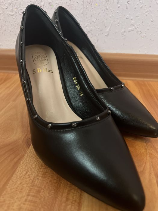 Женские туфли