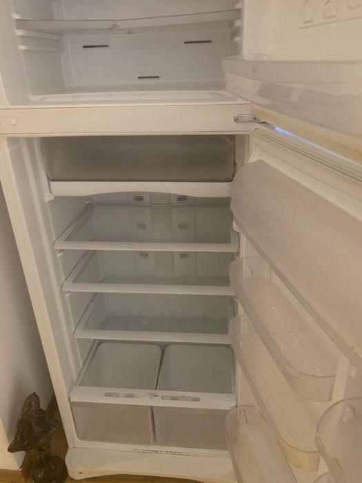 Frigider Indesit  total no frost perfect
