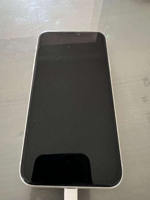 iPfone 11 (64ГБ)