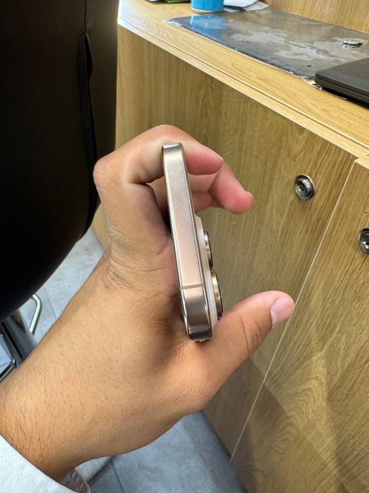 iphone 16 pro idiyal