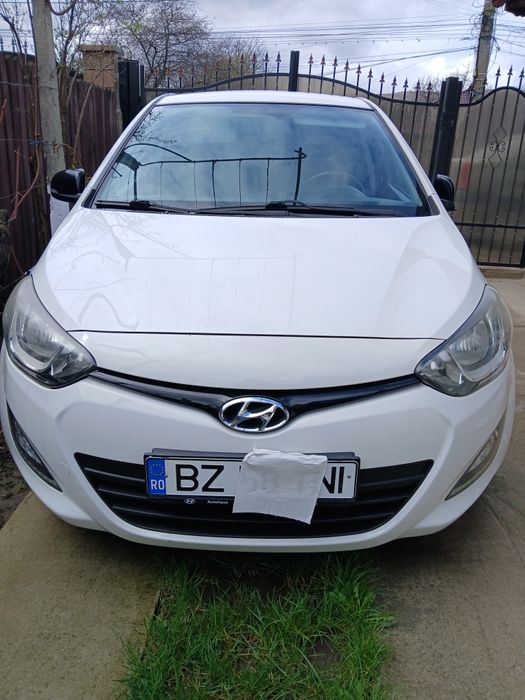 Vand Hyundai i20 benzina