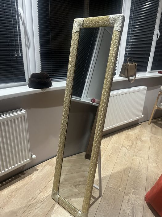 Продам зеркало хорошее состояние