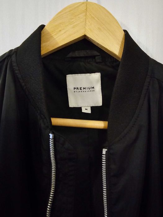 Мъжко бомбър яке Premium by Jack & Jones – размер M – Черно