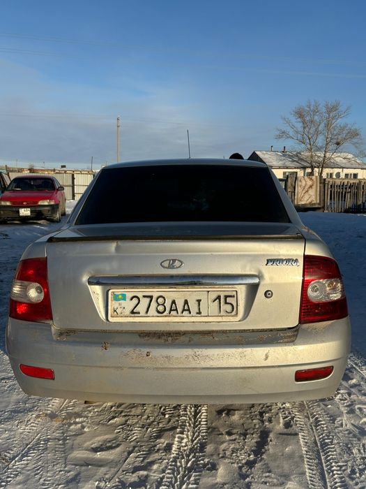 Серая лада приора 2011 года