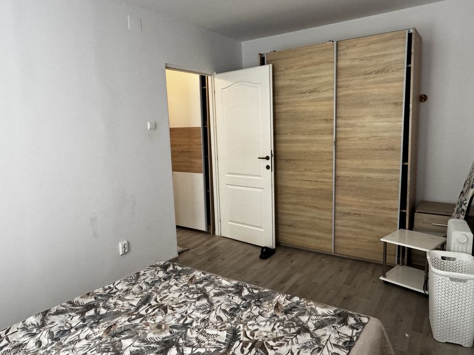 Apartament de închiriat – 3 camere