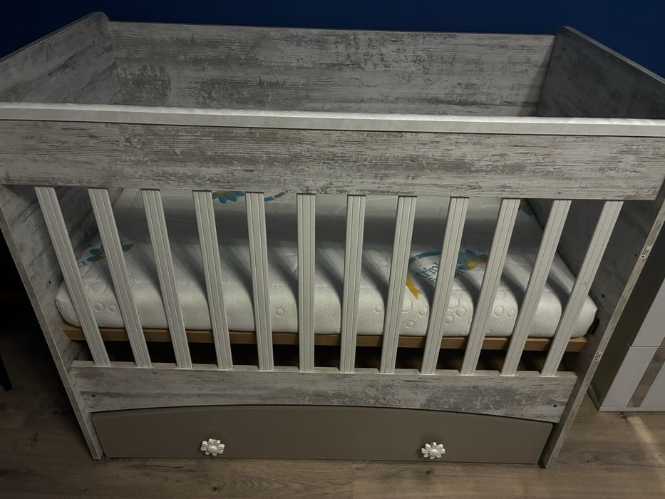 Бебешко креватче