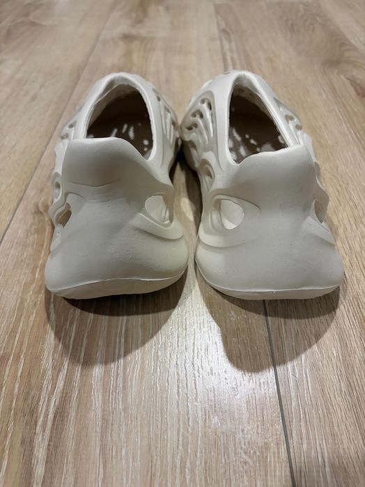 Yeezy Foam Runner
