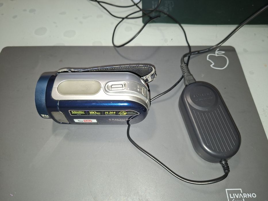 Samsung VP-MX20,  camcorder card SD, baterie bună,  încărcător