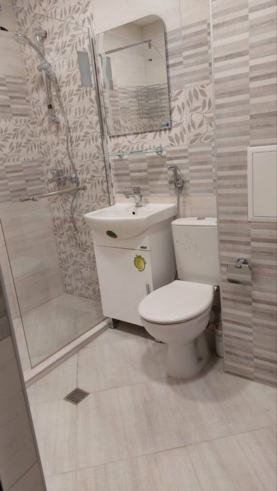 Дава се под наем Двустаен апартамент в София, Оборище - 78 кв.м за 561 € - Снимка #15