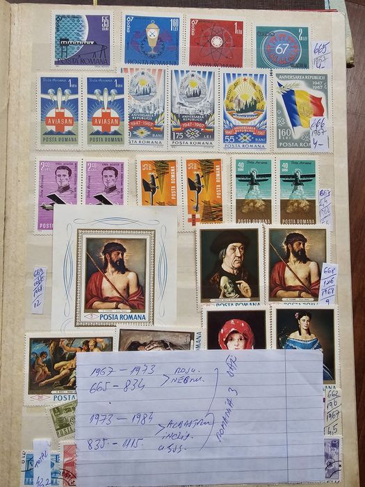Trei clasoare pline cu timbre, România, nestampilate