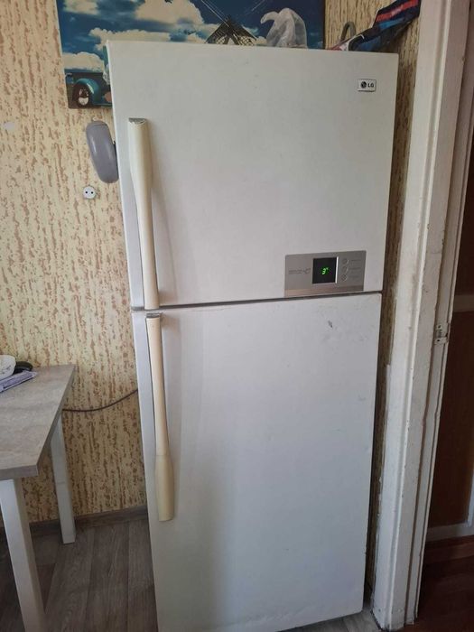 Продам Б\У холодильник LG nofrost