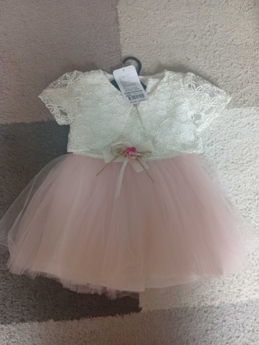 Бебешки роклички